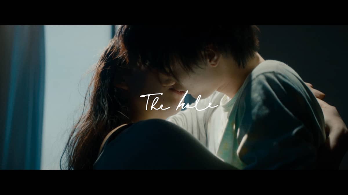 Секс машиналарымен секс HD Әйелі мен оның досы күйеуін трахает (орыс порно)